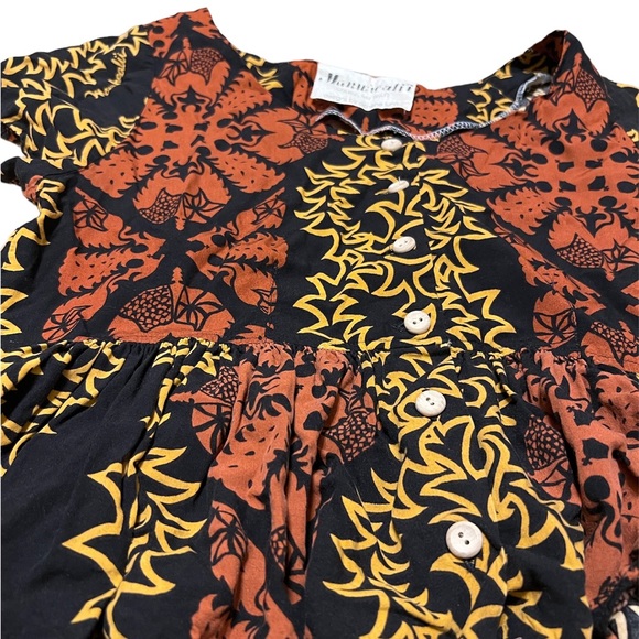 Manuhealii repurposed (crop) top - Picture 3 of 5